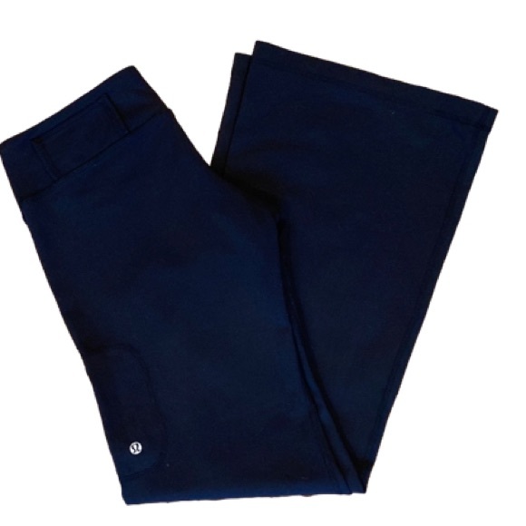 Lululemon Black Flair Leggings with Zip Pocket | Likely a Size 12 - Picture 3 of 5